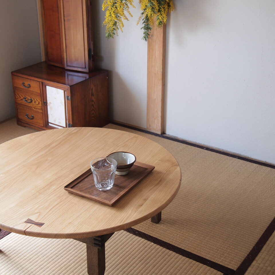 キグラシ家具工房のちゃぶ台
ボタン式 クリ